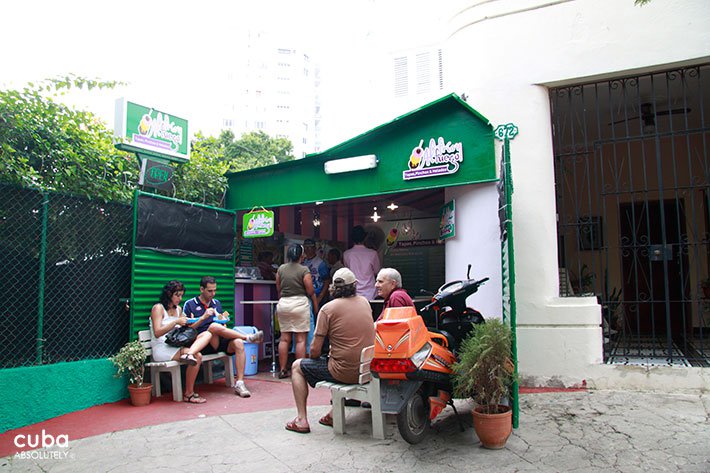 cafeteria Al frio y al fuego © Cuba Absolutely, 2014