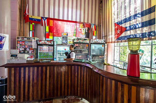 Friendship House in Vedado © Cuba Absolutely, 2014