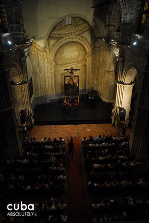 concert at San Francisco convent in old havana© Cuba Absolutely, 2014