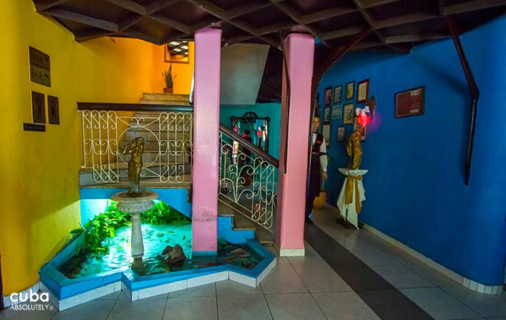 restaurant La Roca in Vedado © Cuba Absolutely, 2014
