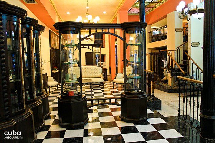 Perfum house in Old Havana © Cuba Absolutely, 2014