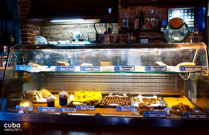 Desserts at Cafe Escorial in Old Havana © Cuba Absolutely, 2014