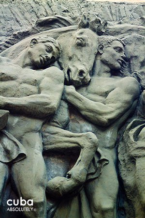Details of jose Miguel Gomez monument in Vedado © Cuba Absolutely, 2014