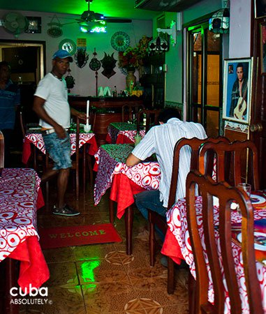 los amigos restaurant in Vedado  © Cuba Absolutely, 2014