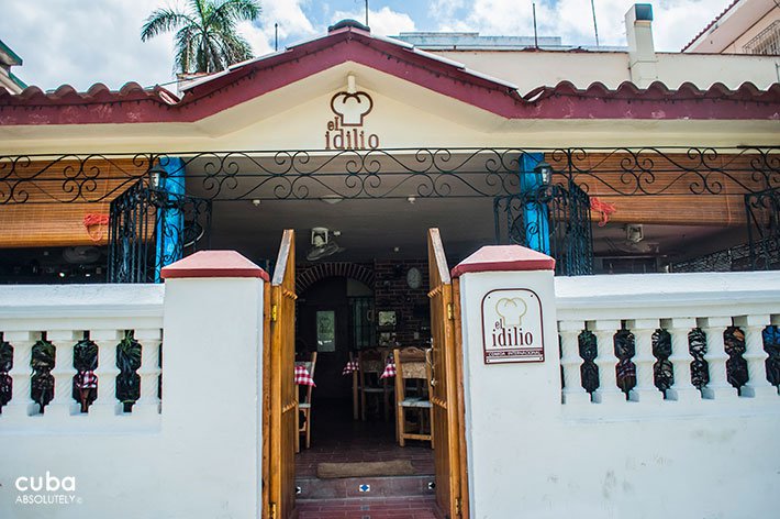 El idilio restaurant in Vedado © Cuba Absolutely, 2014