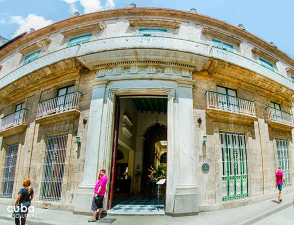 Florida hotel in Old Havana © Cuba Absolutely, 2014