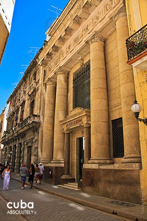 Numismatic museum © Cuba Absolutely, 2014
