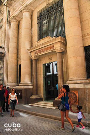 Numismatic museum © Cuba Absolutely, 2014