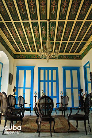 living at Lombillo Count Palace © Cuba Absolutely, 2014