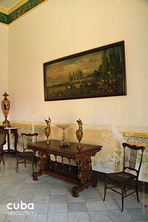 living at Lombillo Count Palace © Cuba Absolutely, 2014