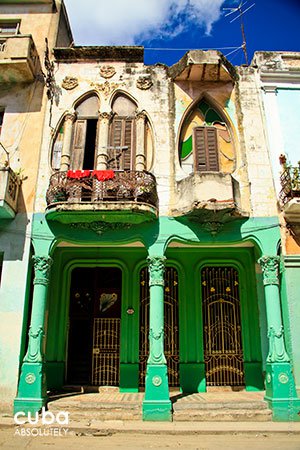 green old house at cardenas street in old havana © Cuba Absolutely, 2014