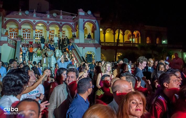 Night party at Club Havana in Jaimanitas © Cuba Absolutely, 2014 - 2020