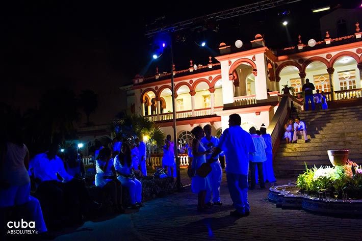 Night party at Club Havana in Jaimanitas © Cuba Absolutely, 2014 - 2020