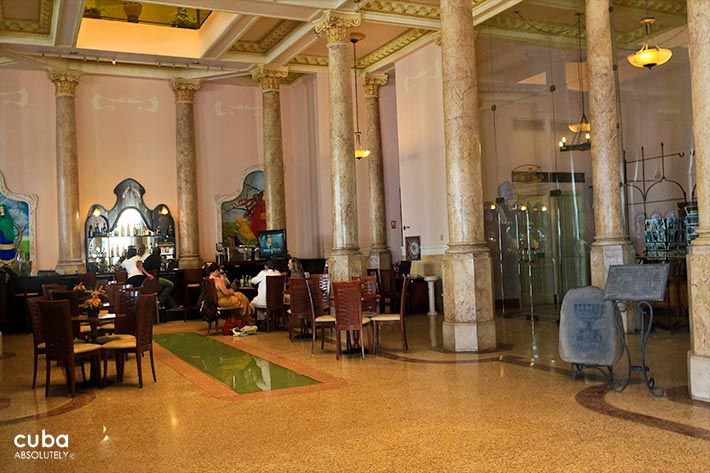 Raquel hotel in Old Havana, lobby © Cuba Absolutely, 2014 - 2020
