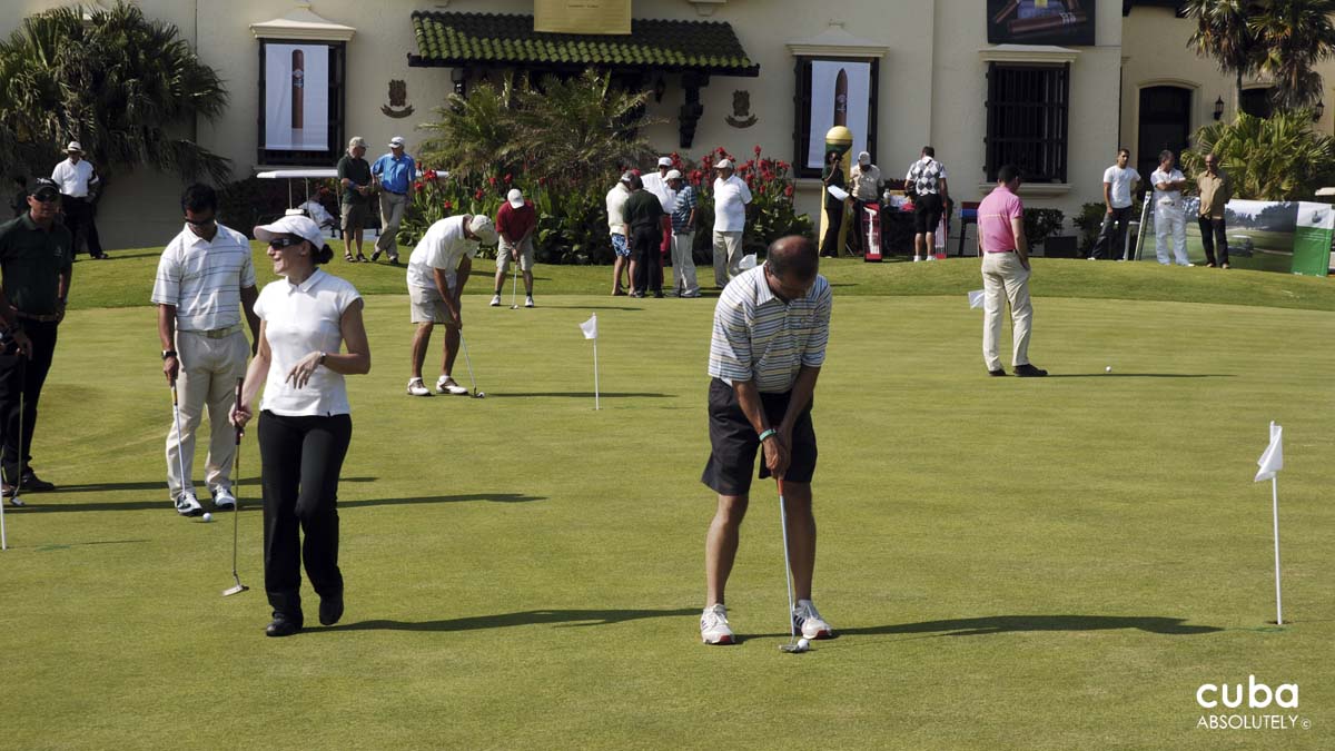 For Mark Twain, golf was famously a good walk ruined. For me I generally feel the same about golf competitions. Yet since the Montecristo (and formerly Essencia Cup) started a few years ago every April I not only find myself making the trek out to Varadero but loving it. Varadero, Cuba
