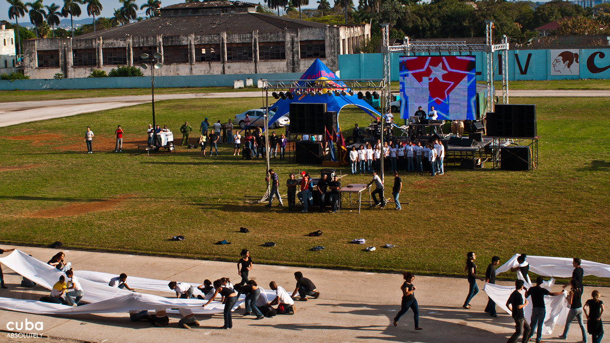 In the early days of the university, only football was played at the current location. Havana, Cuba