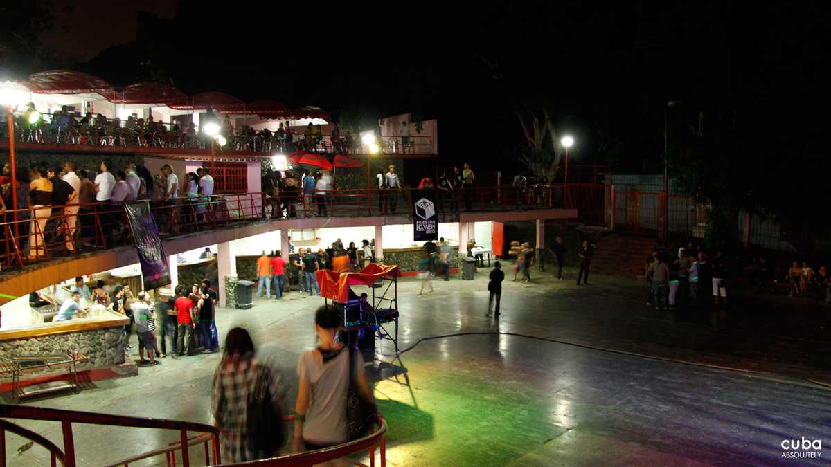 The event includes three different sections apart from the competition: La Mirada del Otro, which will screen feature films, documentaries and animated films about Cuban themes by filmmakers from abroad, also under 35; Muestra Internacional, a sample of selected foreign films; and Muestra ICAIC, which screens films from the archives of the Cuban Film Institute. Havana, Cuba