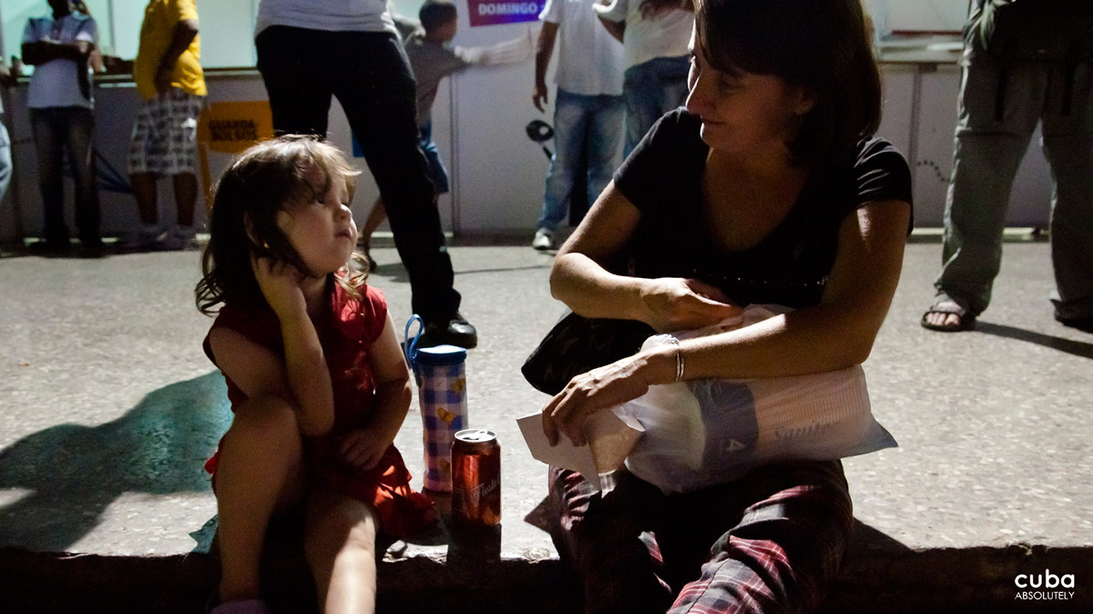 Many important book fairs are held all over the world, but the one in Havana stands out because of how popular it is with the Cuban people--perhaps because each visitor gets to feel like an important ingredient in the festivities. Havana, Cuba