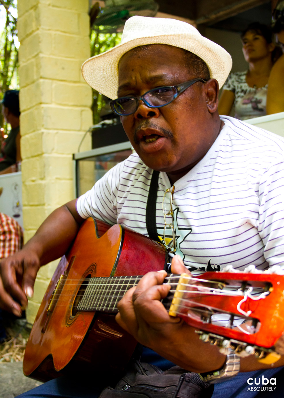The Cucalambeana is a collection of different events that includes the recital and singing of décimas, a Spanish stanza of ten octosyllabic lines created in Spain between the 16th and 17th centuries, and which in America was adopted by popular sectors of the population, especially by country folk. Las Tunas, Cuba