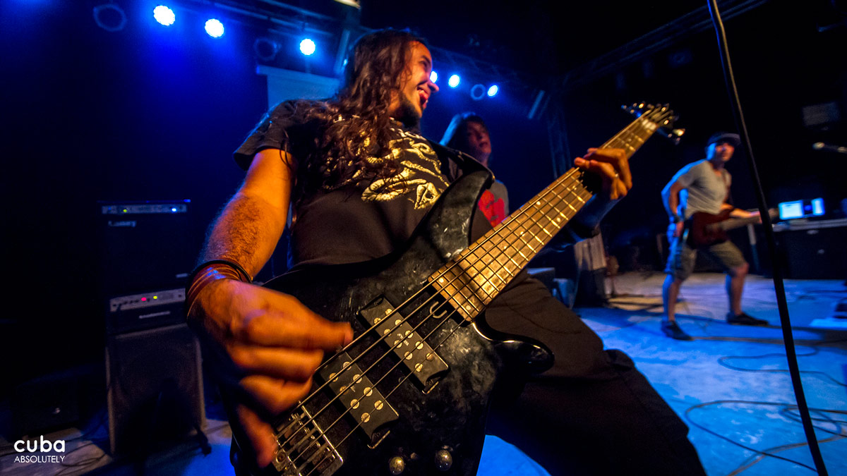 Brutal Fest consists in a 10-day tour of Cuba with both Cuban and 6-7 international bands.